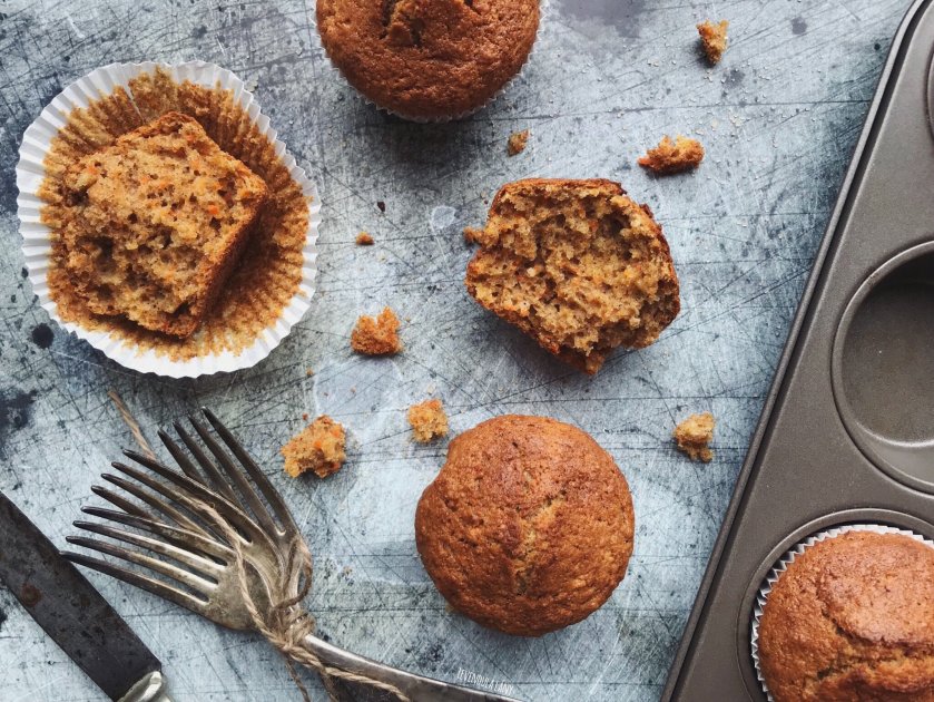 Elképesztően puha teljes kiőrlésű sárgarépás muffin